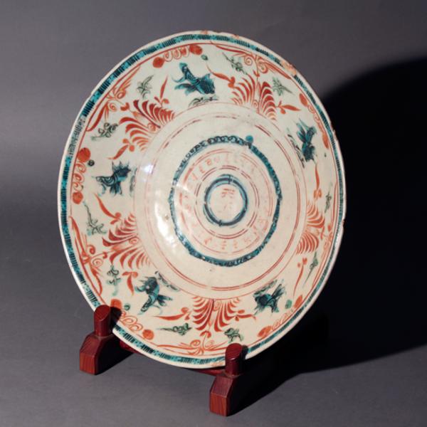 中国古美術・珍蔵粉彩・花鳥彩絵磁器の中皿・純手描き・箱付・置物・文房具・観賞皿 Amazon.co.jp: 中国古美術・珍蔵粉彩・花鳥彩絵磁器の中皿・純
