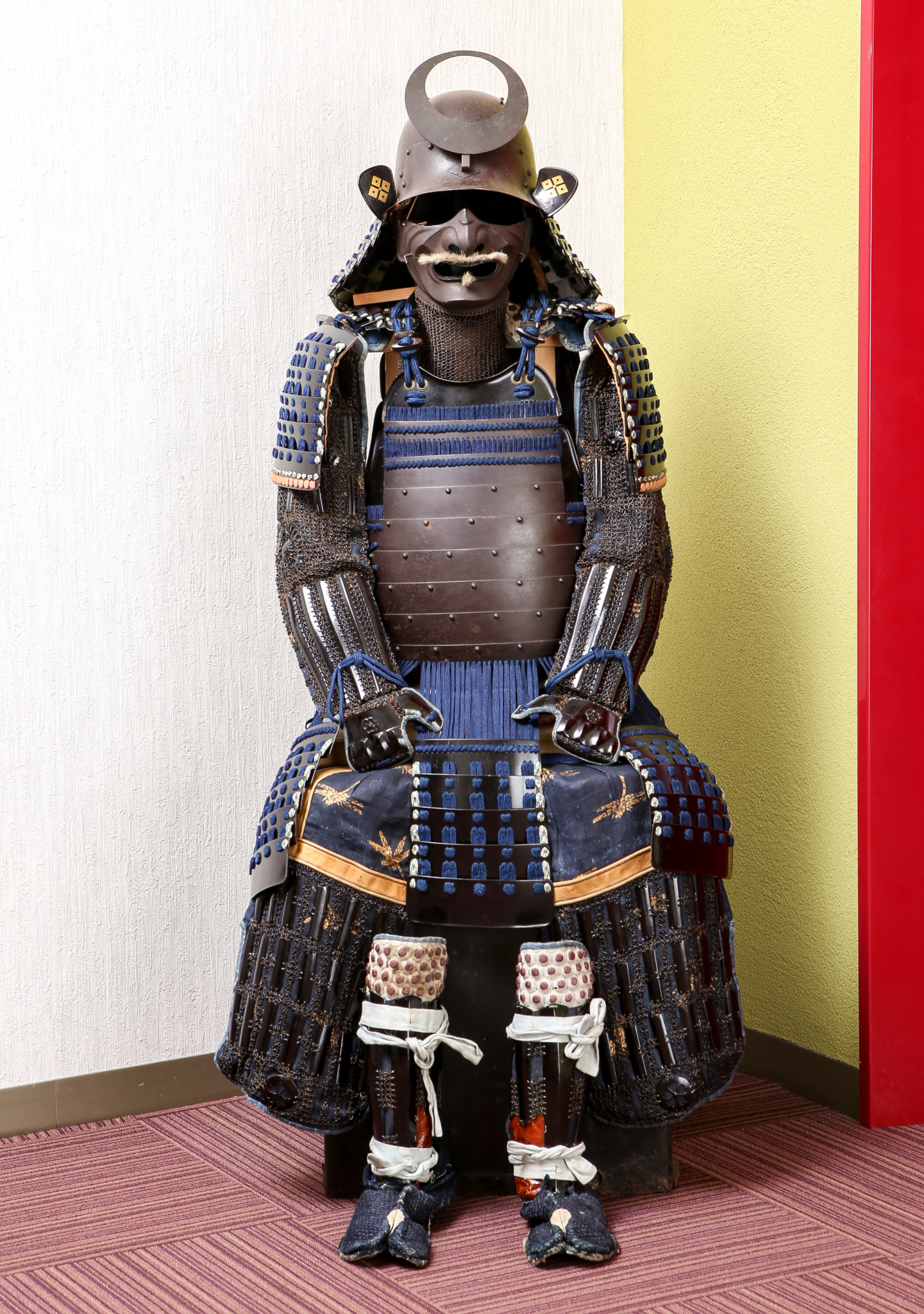 △▽半頬 江戸 鉄、黒漆 19×16.7×11cm 460g 鎧/甲冑/武具△▽